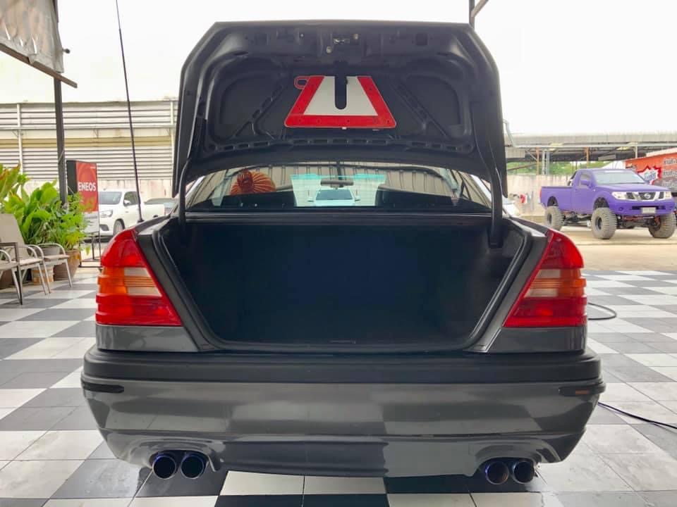 Mercerdess Benz c180 w202 1997