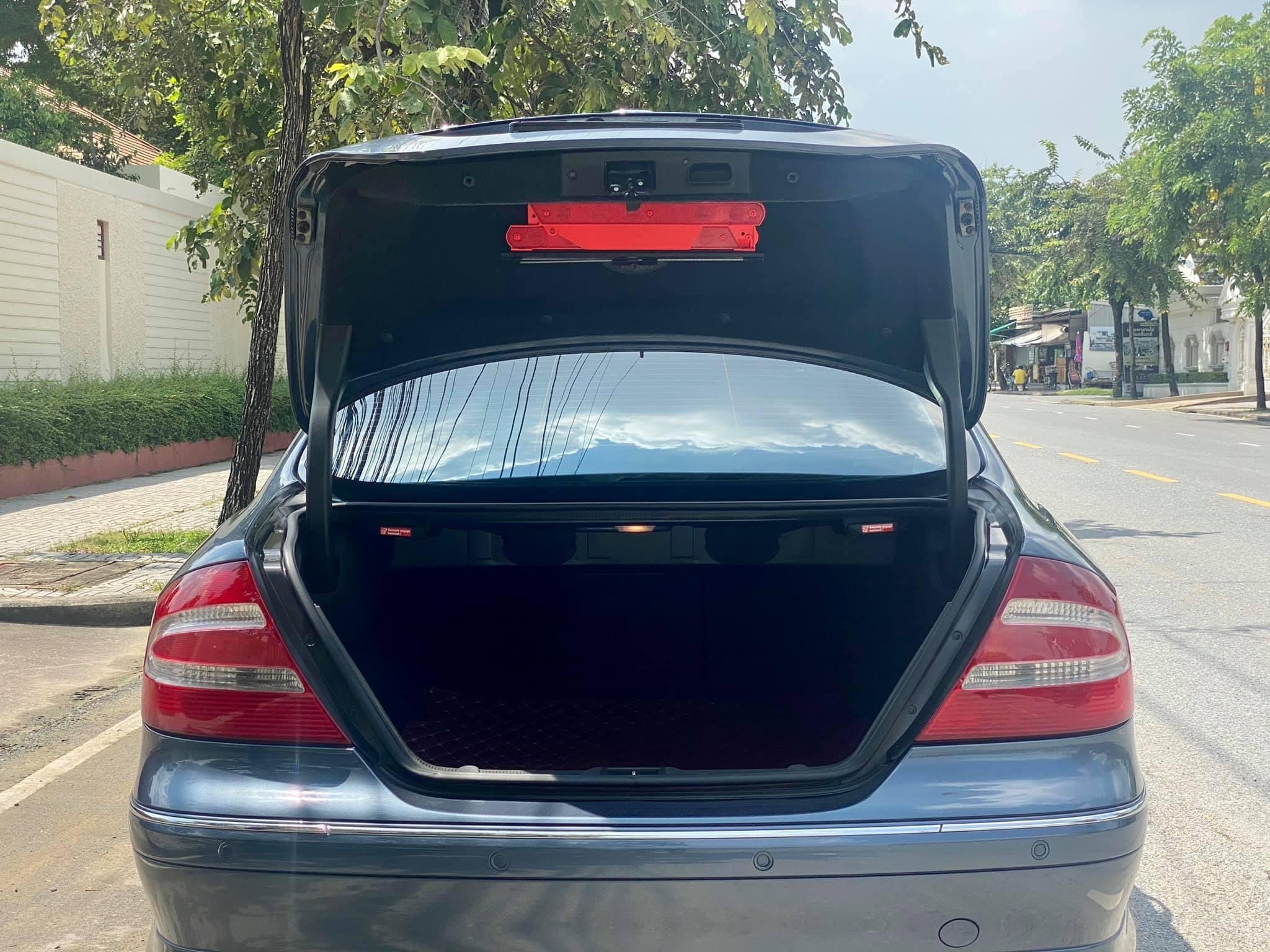 ?Clk 240 ปี 2004 ?"รุ่นAvantgarde ?? (รูปที่ 8)