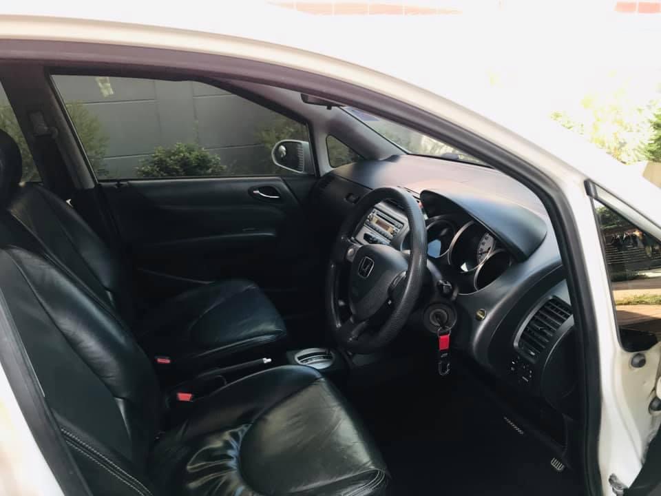 Honda jazz ปี 05 Vtec ABS & Airbag (รูปที่ 8)