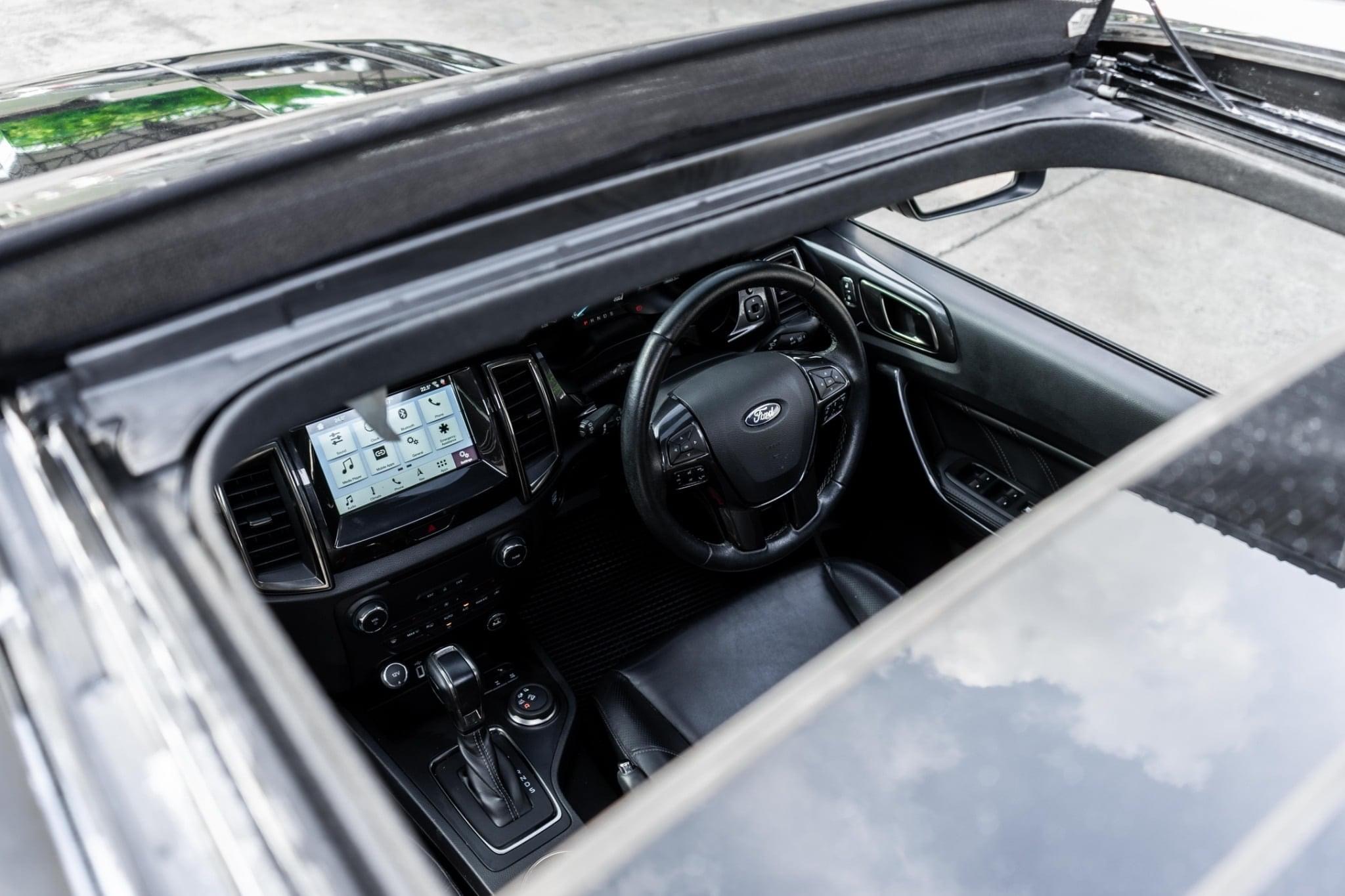 Ford Everest 2.0 Bi-Turbo Titanium Plus 4WD Navi 2018 A/T (รูปที่ 9)