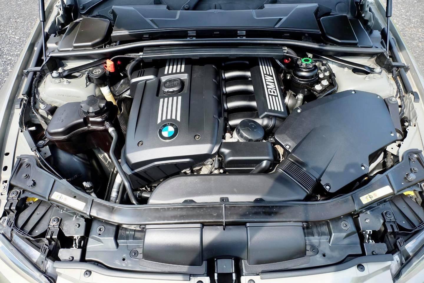 BMW E93 325ISE Convertible รถเจ้าของเดียวออกห้าง (รูปที่ 13)