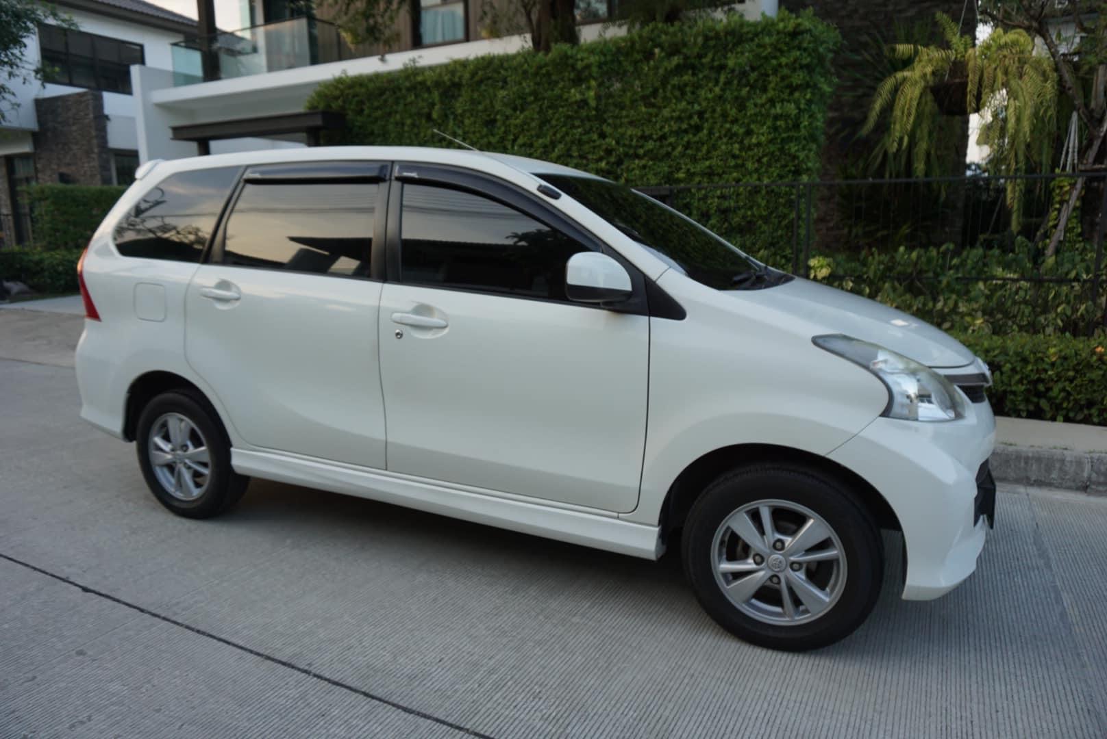 TOYOTA AVANZA 2013 1.5 S AUTO รุ่น TOP