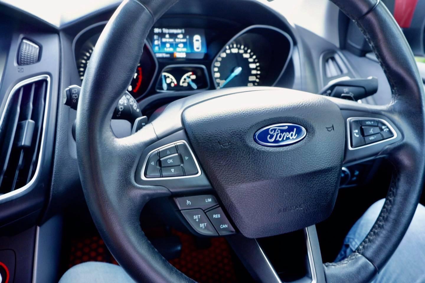 Ford Focus ecoboost 1.5 sport ปี16 (รูปที่ 6)