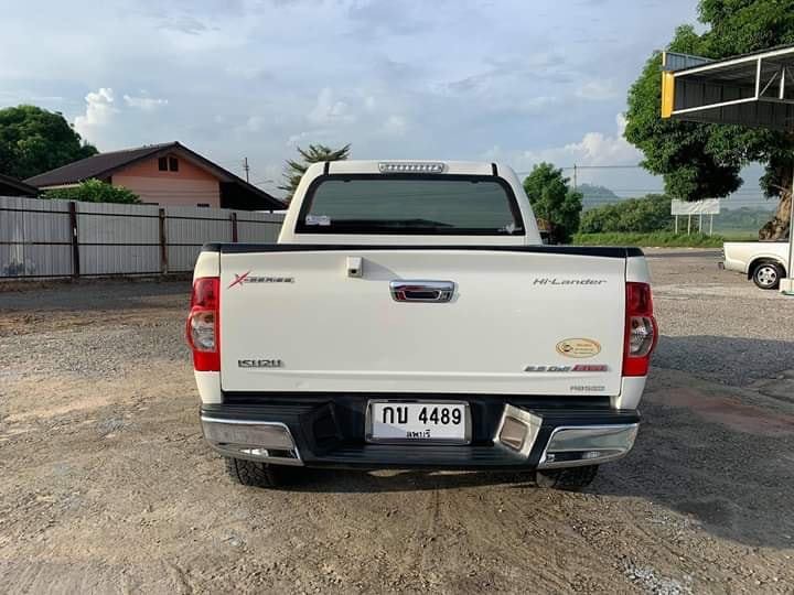 Isuzu D-Max CAB4 (4 ประตู) ปี 2010 สีขาว (รูปที่ 4)
