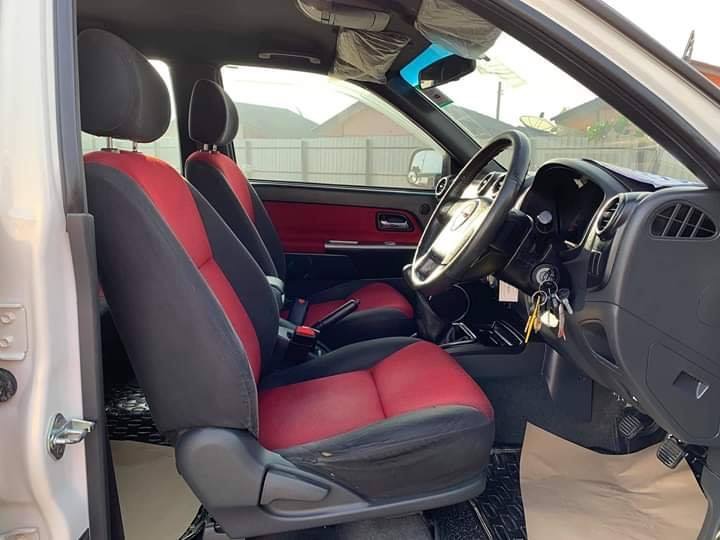 Isuzu D-Max CAB4 (4 ประตู) ปี 2010 สีขาว (รูปที่ 7)