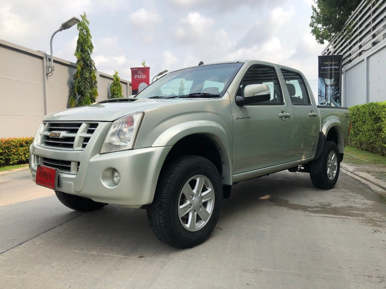 isuzu cab4 hilander AUTO (รูปที่ 2)