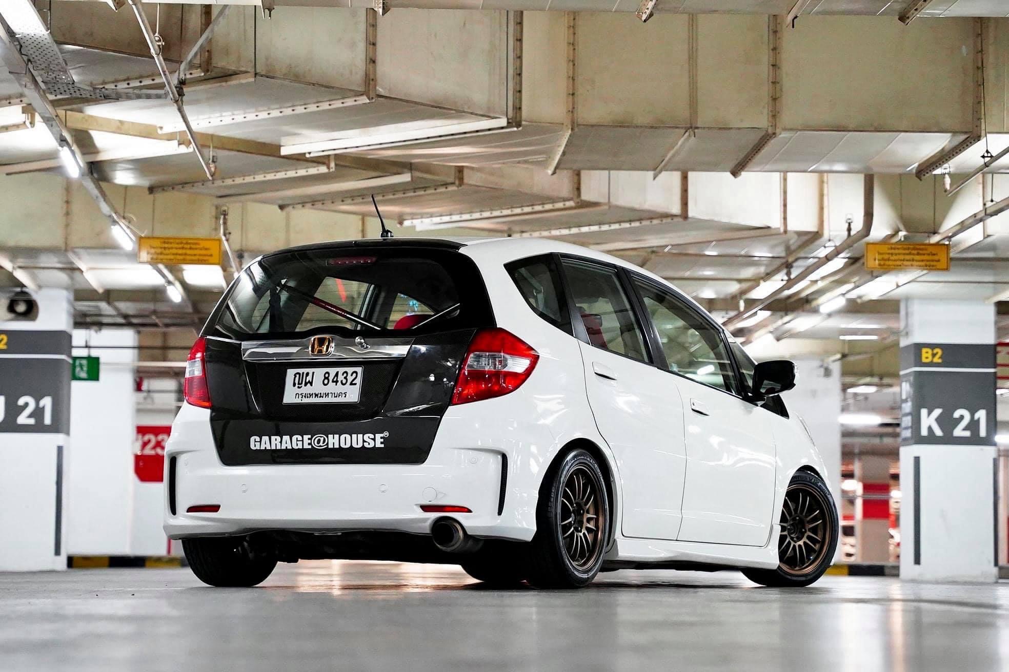 Honda Jazz GE 1.5SV at ปี11 #ตัวท๊อปทรงซิ่ง (รูปที่ 2)