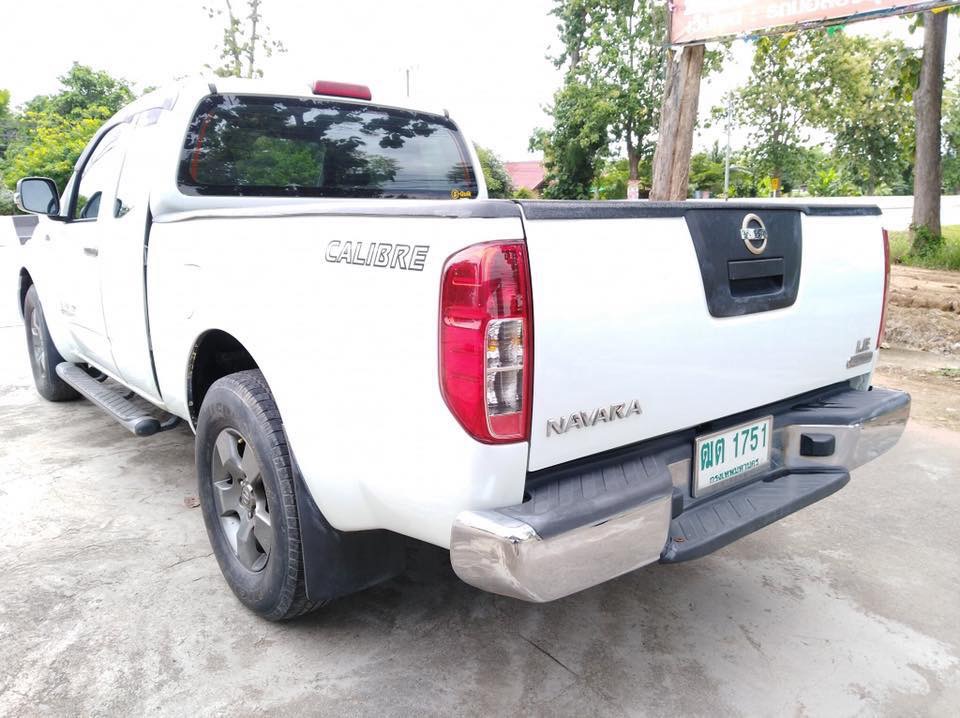 Nissan Navara ปี 2011 สีขาว (รูปที่ 4)