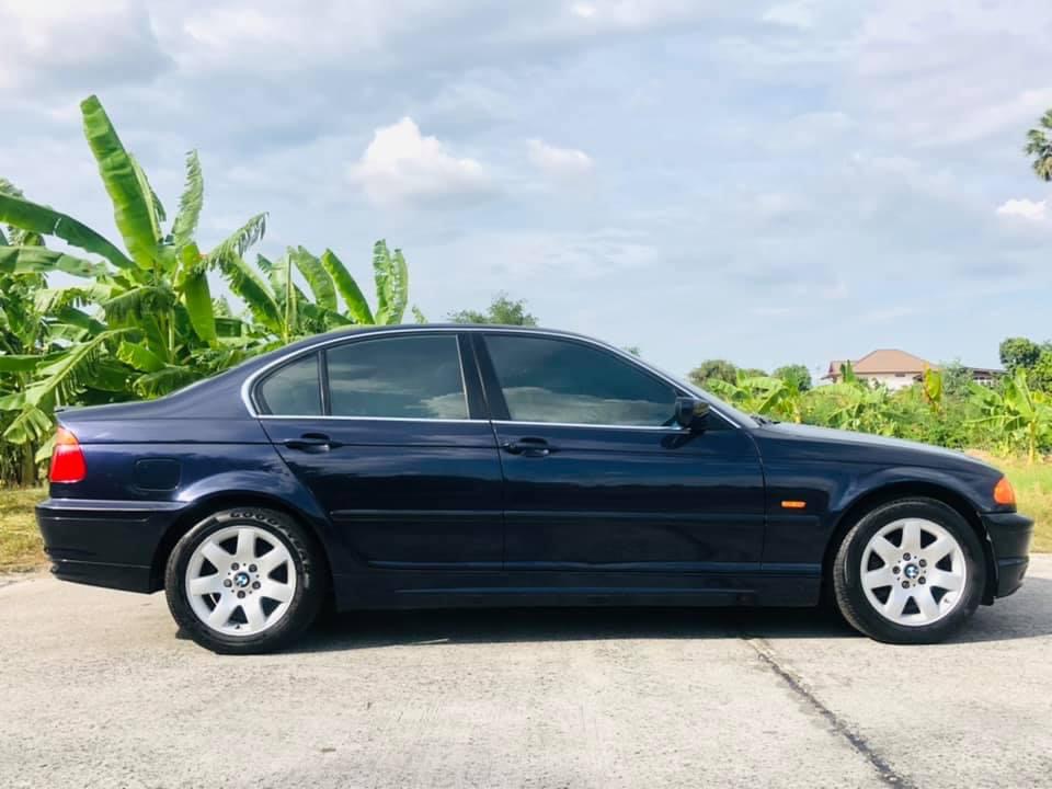 เจ้าของขายเอง ปี2001 ตัวท็อป 323i E46