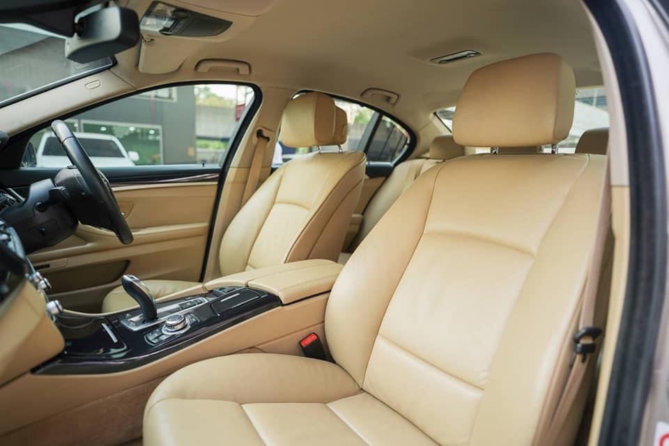 BMW 5 Series F10 520d ปี 2012 สีทอง (รูปที่ 10)