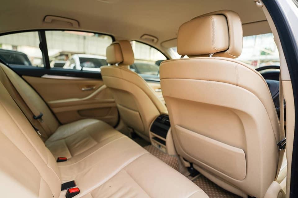 BMW 5 Series F10 520d ปี 2012 สีทอง (รูปที่ 11)