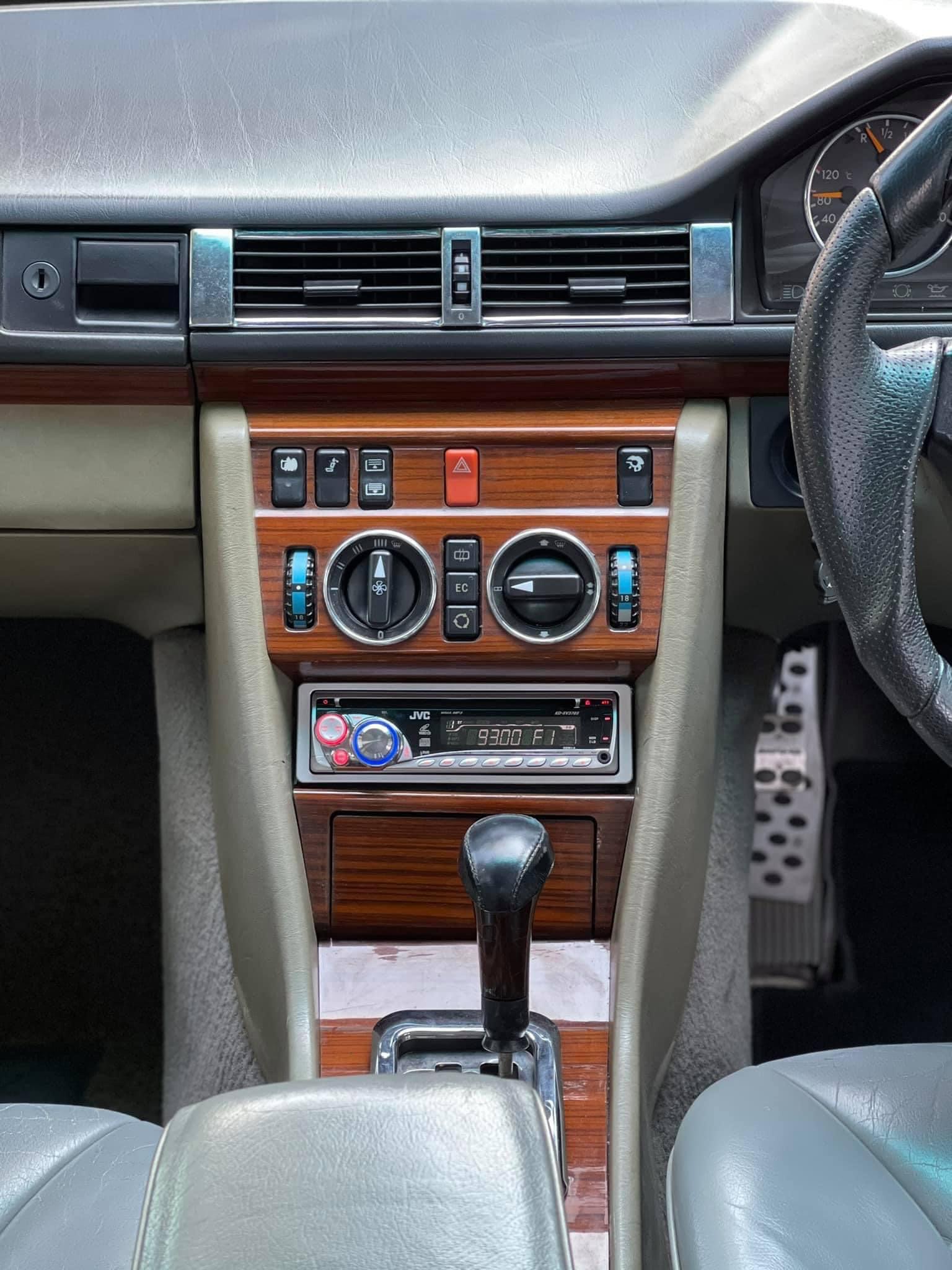 [ ขาย ] Benz W124 E280 สภาพสวยๆ (รูปที่ 10)