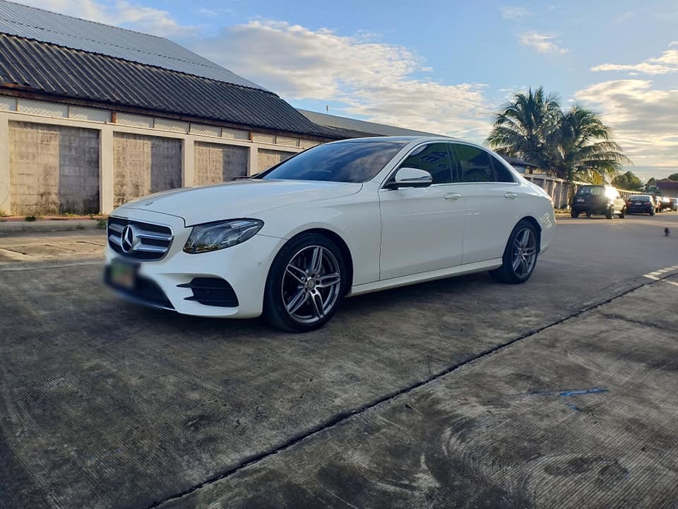 Mercedes-Benz E-Class W213 E220 ปี 2017 สีขาว (รูปที่ 3)