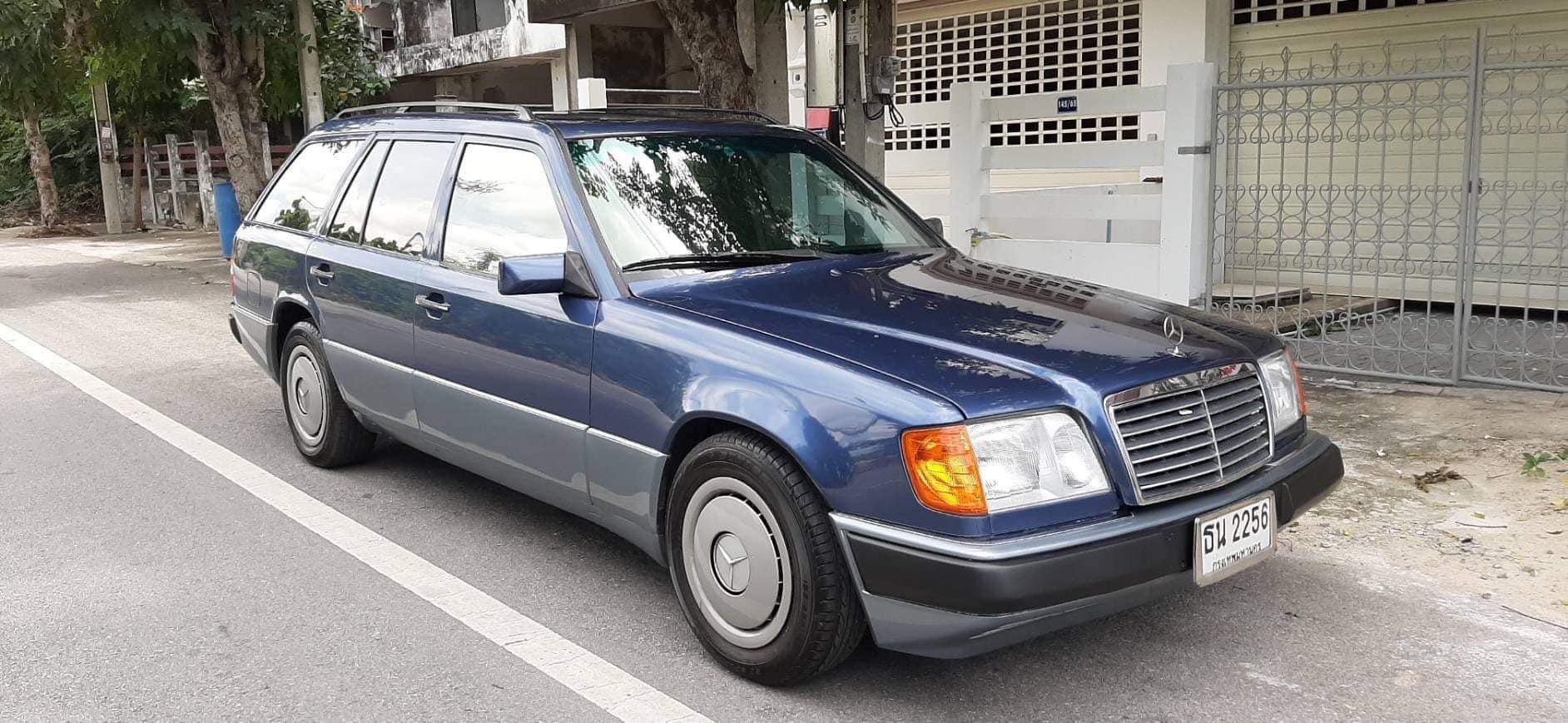 Benz van ปี 1992 w124 230te