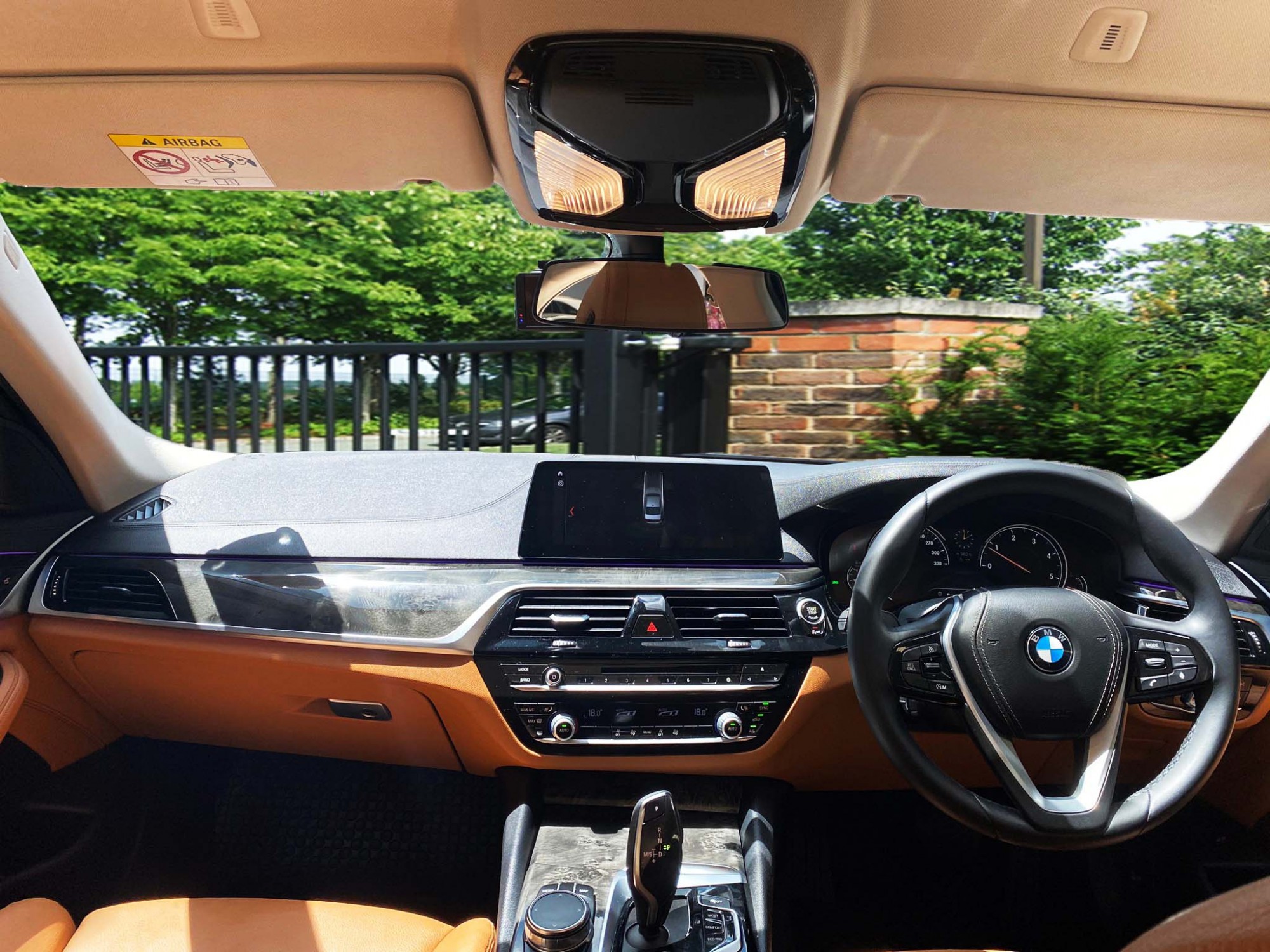 2017 BMW 520D SPORT LINE G30 รถสวย ไมล์น้อย สภาพน้องๆป้ายแดง (รูปที่ 2)