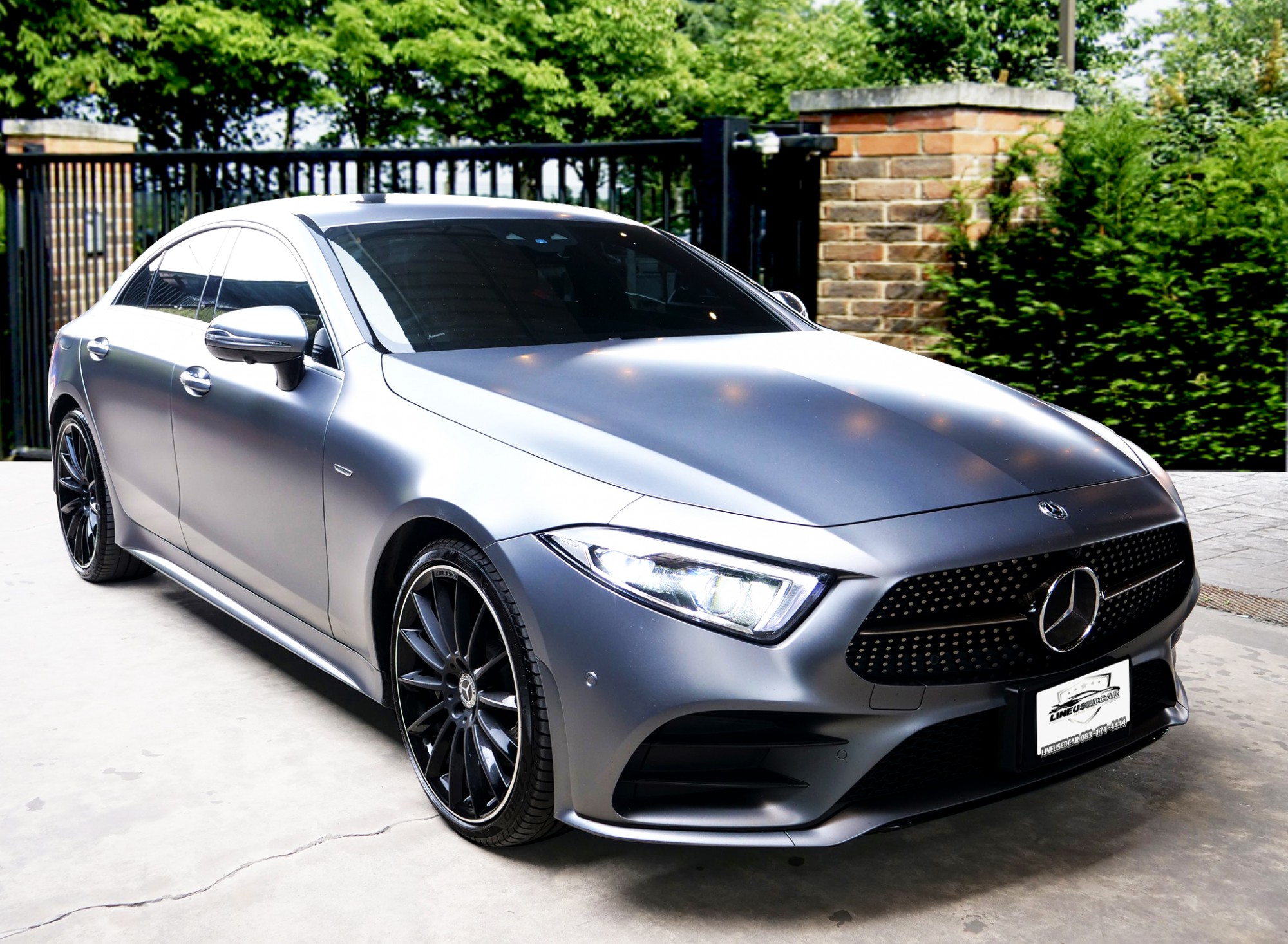 Benz CLS 300d Edition1 Yr. 2018 ถ้าขับ CLS ธรรมดาโลกไม่จำ แนะนำคันนี้จ้า สีพิเศษมีเฉพาะ Edition 1 เท่านั้น