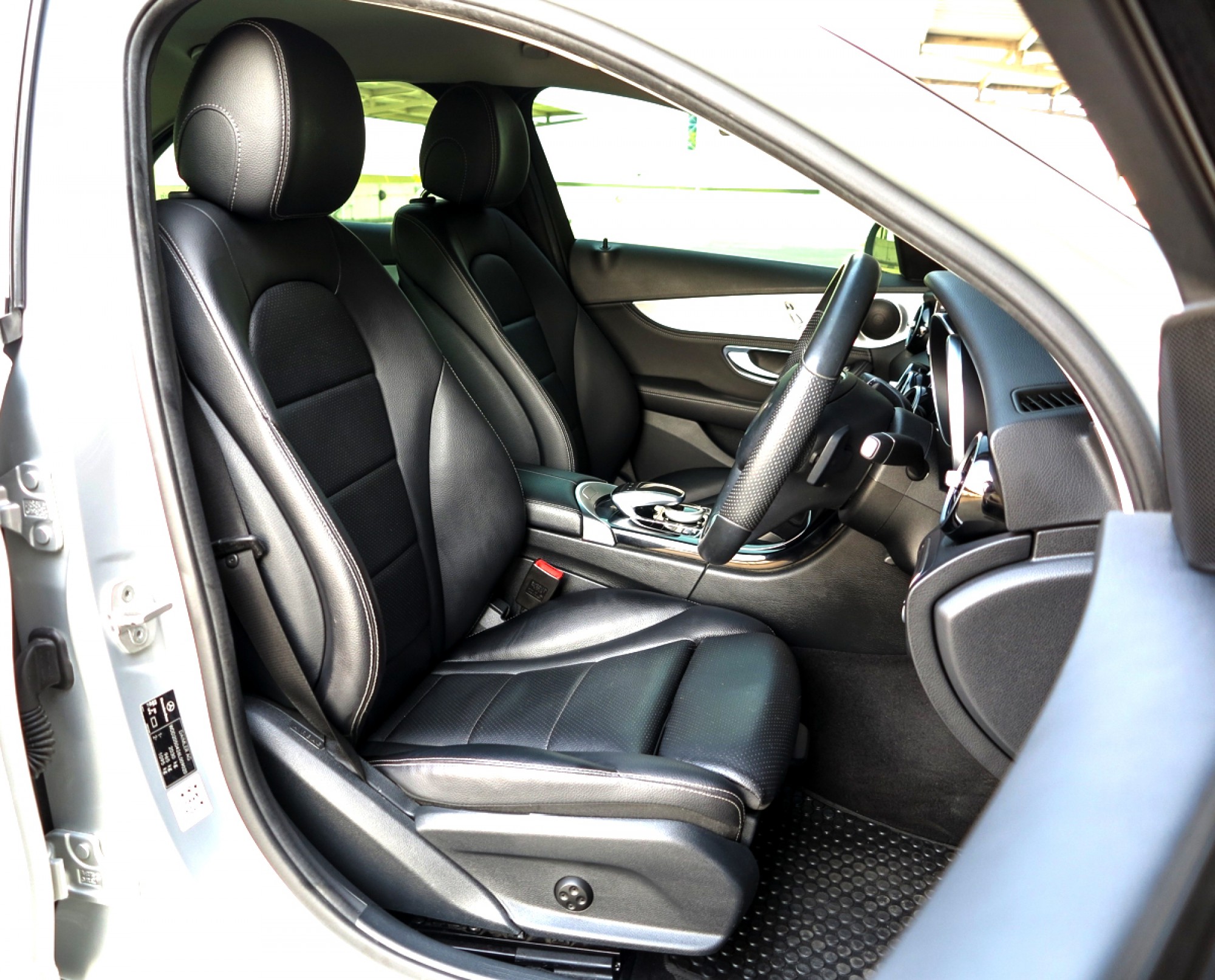 2016 MERCEDES BENZ C200 AVANTGARDE (184 แรงม้า) รถศูนย์เบ็นซ์ (รูปที่ 6)