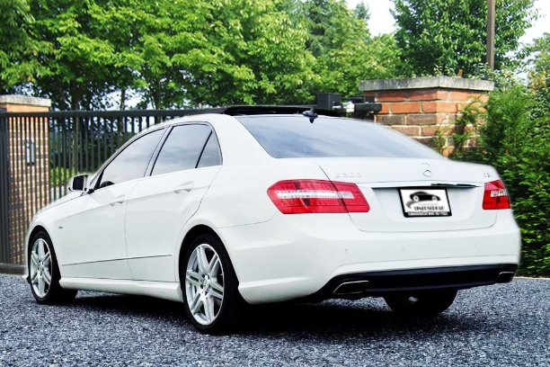2012 BENZ E250 AMG หลังคาแก้ว เกียร์7Speed Paddle Shift ออฟชั่นจัดมาให้แบบเต็มๆแต่ราคาเบาๆ ? (รูปที่ 11)