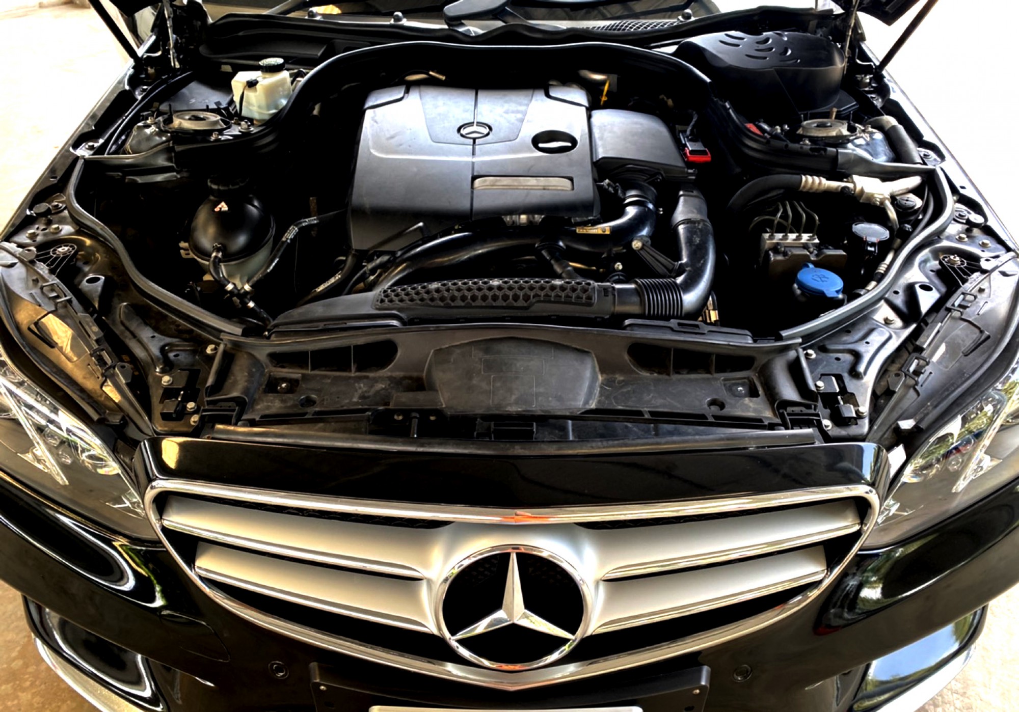 ถ้าคุณชอบ W212 AMG Facelift แต่กลัว Hybrid คันนี้ ใช่เลยคะ หล่อ แรง ทนที่สำคัญไม่จุกจิก BENZ E200 AMG คันนี้เบนซินล้วนๆ (รูปที่ 3)