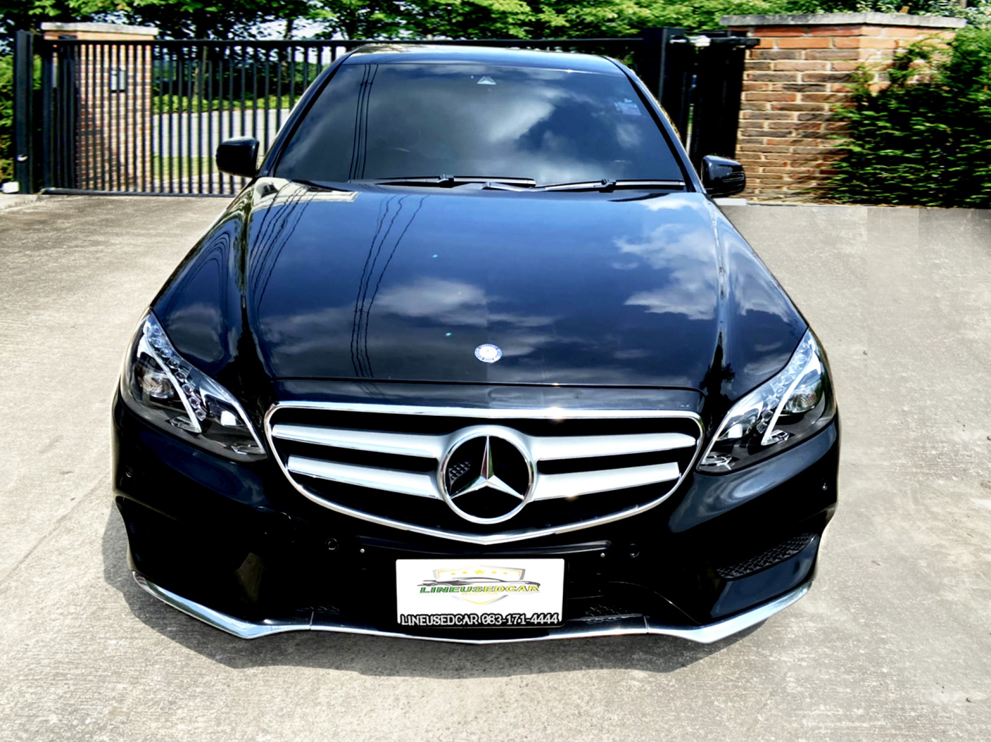 ถ้าคุณชอบ W212 AMG Facelift แต่กลัว Hybrid คันนี้ ใช่เลยคะ หล่อ แรง ทนที่สำคัญไม่จุกจิก BENZ E200 AMG คันนี้เบนซินล้วนๆ (รูปที่ 2)