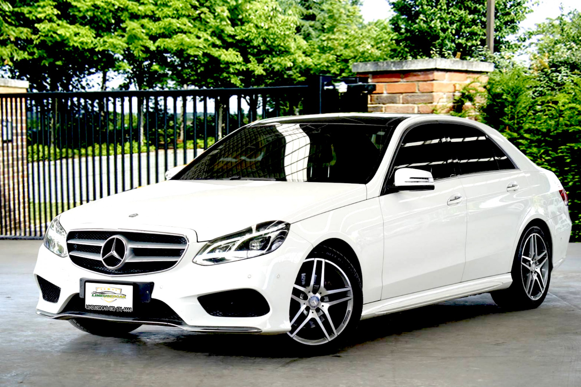 Mercedes-Benz E300 BlueTEC HYBRID AMG 2014  ตัวรถมือเดียวออกศูนย์Benz Thailand  (รูปที่ 3)