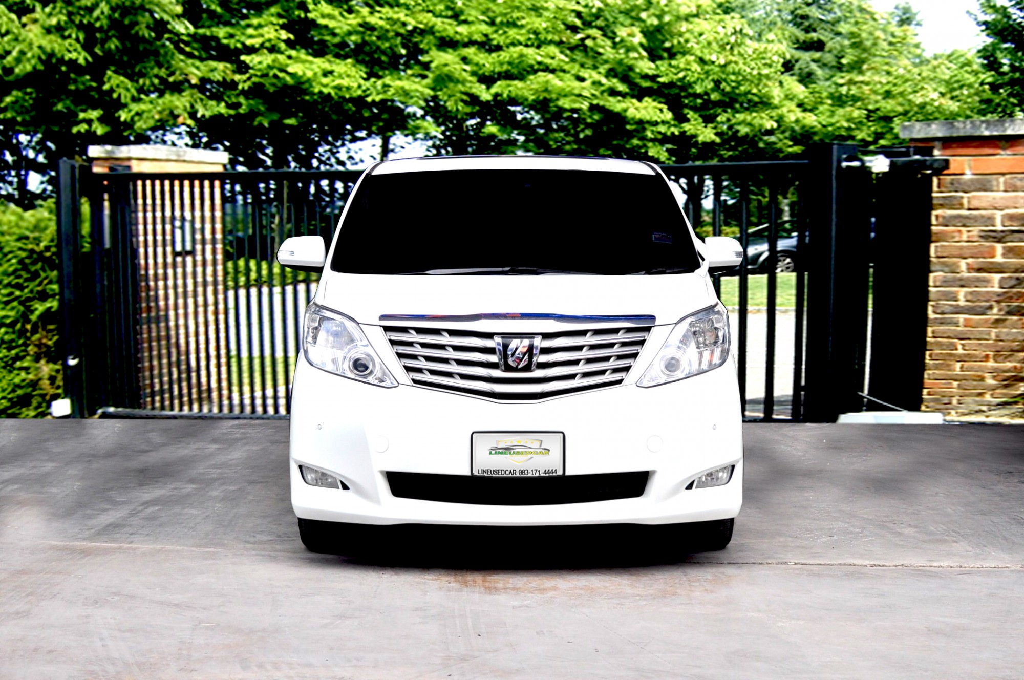 TOYOTA ALPHARD 2.4 V ออฟชั่นครบครัน ขับสบาย และนุ่มนวลสุดๆ ที่สำคัญอะไหล่หาง่าย ไมล์น้อยเพียง 60,000 (รูปที่ 2)