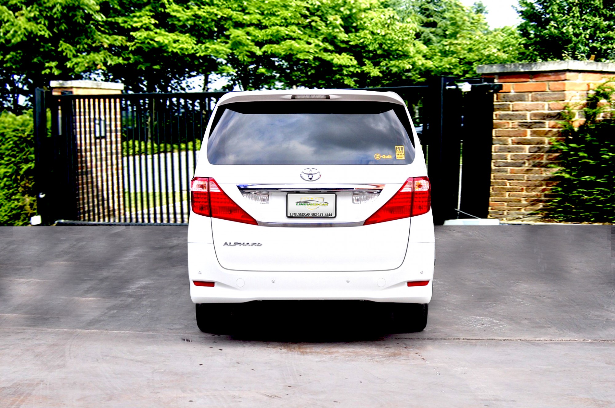 TOYOTA ALPHARD 2.4 V ออฟชั่นครบครัน ขับสบาย และนุ่มนวลสุดๆ ที่สำคัญอะไหล่หาง่าย ไมล์น้อยเพียง 60,000 (รูปที่ 18)