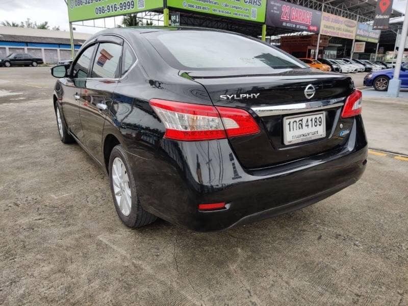 Nissan Sylphy ปี 2012 สีดำ (รูปที่ 5)