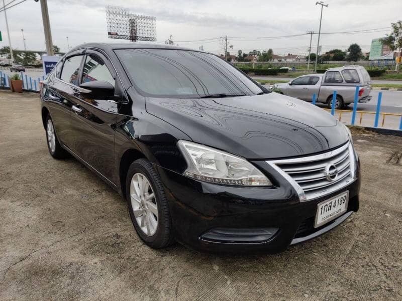 Nissan Sylphy ปี 2012 สีดำ (รูปที่ 2)