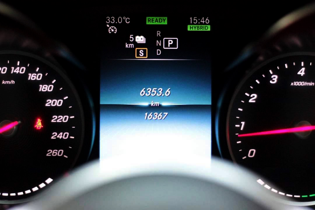 Mercedes Benz C300e 2019 ไมล์น้อย รถศูนย์ Benz thailand (รูปที่ 8)