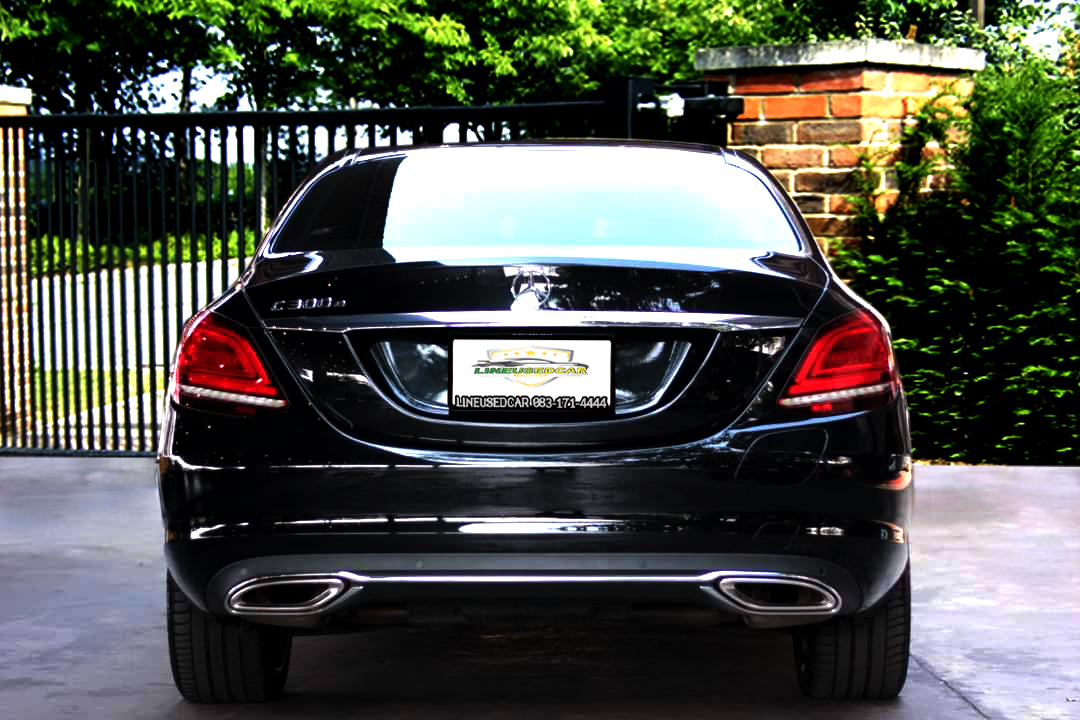 Mercedes Benz C300e 2019 ไมล์น้อย รถศูนย์ Benz thailand (รูปที่ 10)