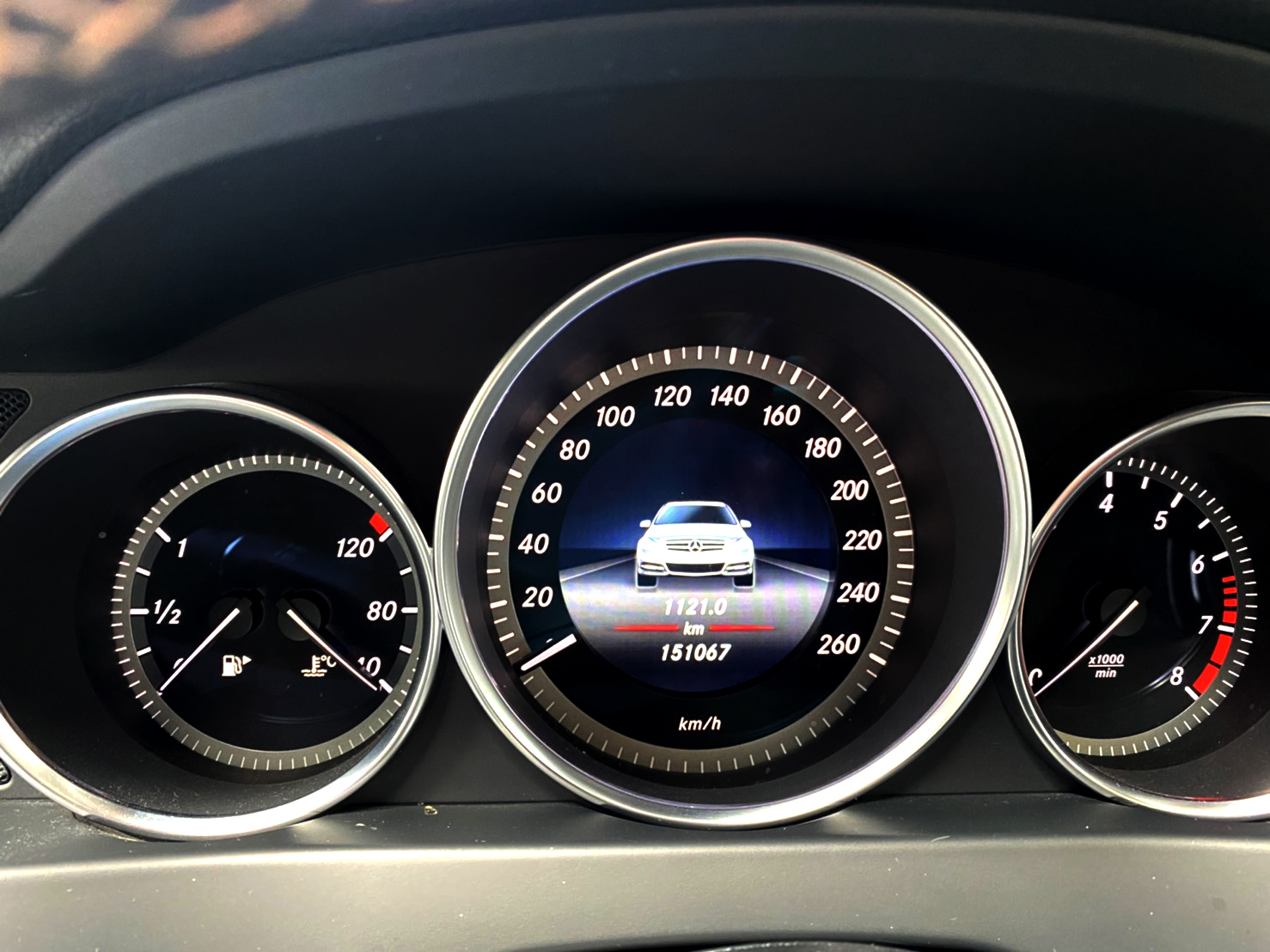 BENZ C200 CGi 2014 Edition C เป็นรุ่นล่าสุดของ W204 ก่อนเปลี่ยนโฉม รถออกศูนย์ BENZ (รูปที่ 7)