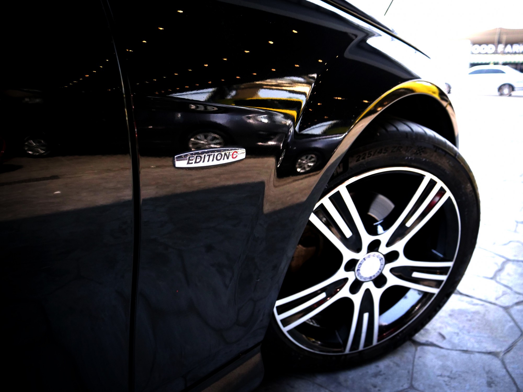 BENZ C200 CGi 2014 Edition C เป็นรุ่นล่าสุดของ W204 ก่อนเปลี่ยนโฉม รถออกศูนย์ BENZ (รูปที่ 5)
