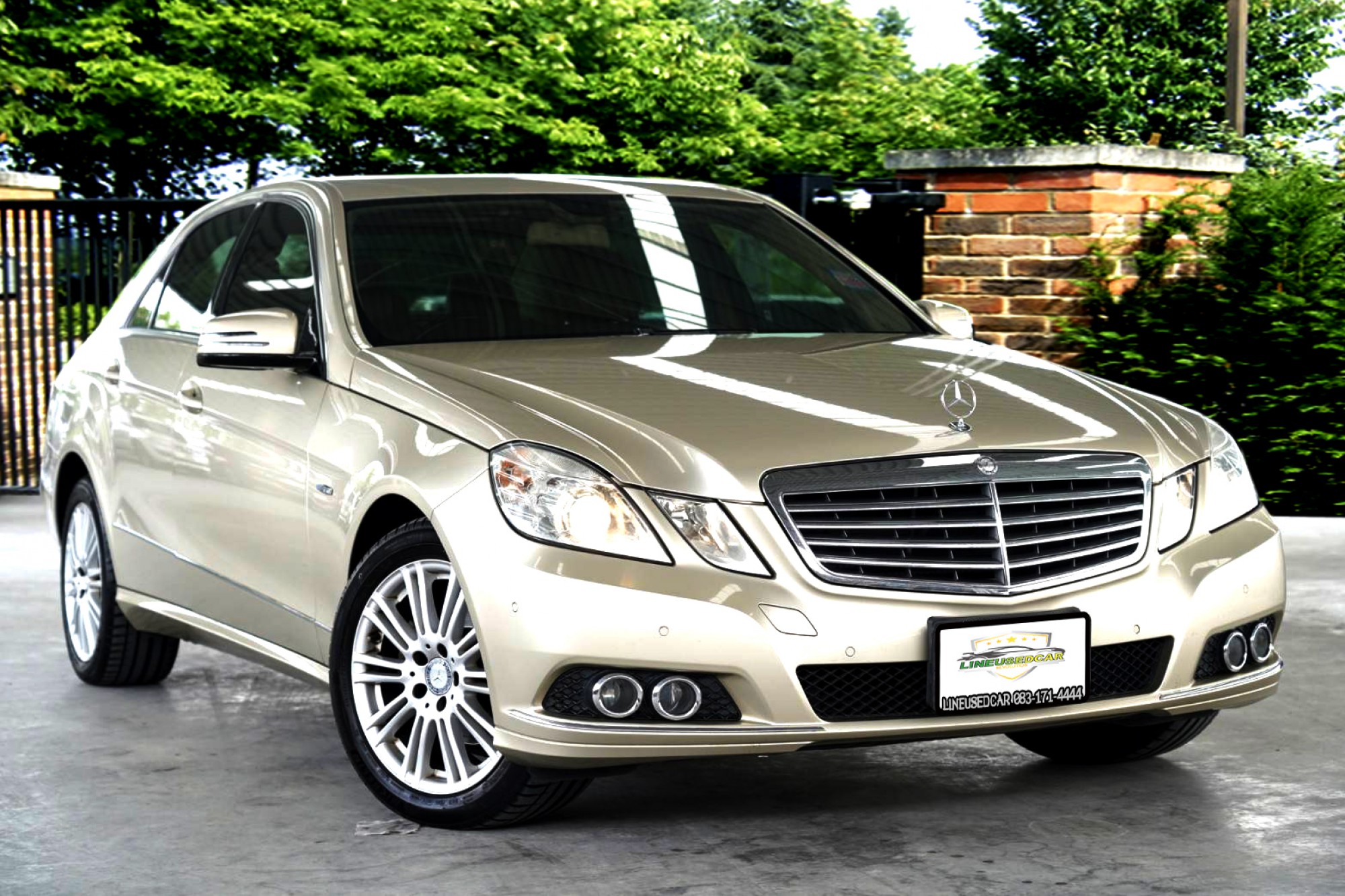 2010 BENZ E200 CGi Elegance มือเดียว มาในราคาเบาๆ ที่ใครๆก็เป็นเจ้าของได้ ไมล์น้อยมาก