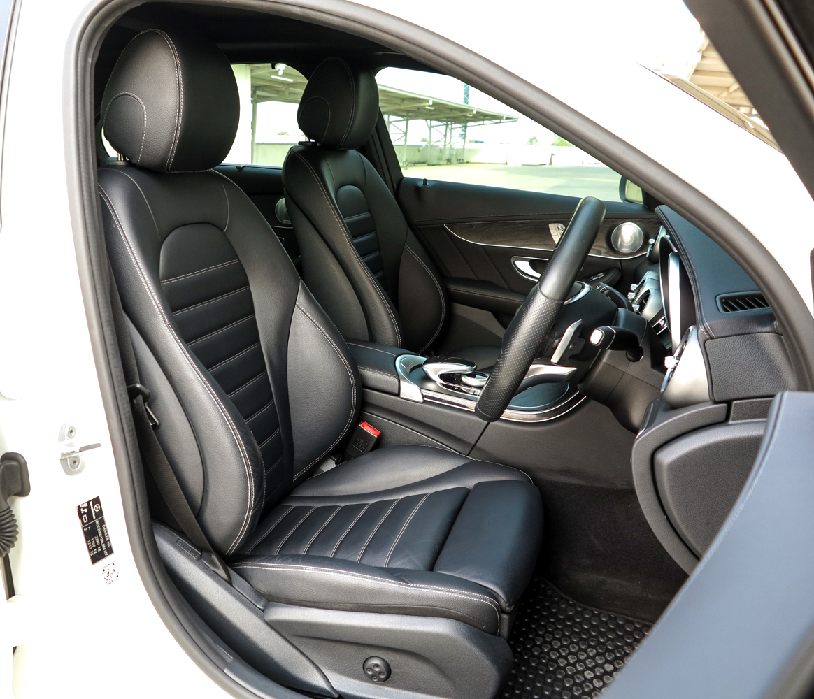 2016 MERCEDES BENZ C300 BLUETEC HYBRID AMG DYNAMIC เจ้าของมือเดียว รถศูนย์ Benz Thailand เลขไมล์น้อยมากๆ (รูปที่ 7)