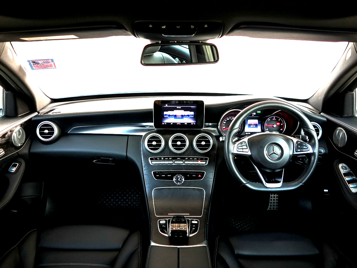 2016 MERCEDES BENZ C300 BLUETEC HYBRID AMG DYNAMIC เจ้าของมือเดียว รถศูนย์ Benz Thailand เลขไมล์น้อยมากๆ (รูปที่ 6)
