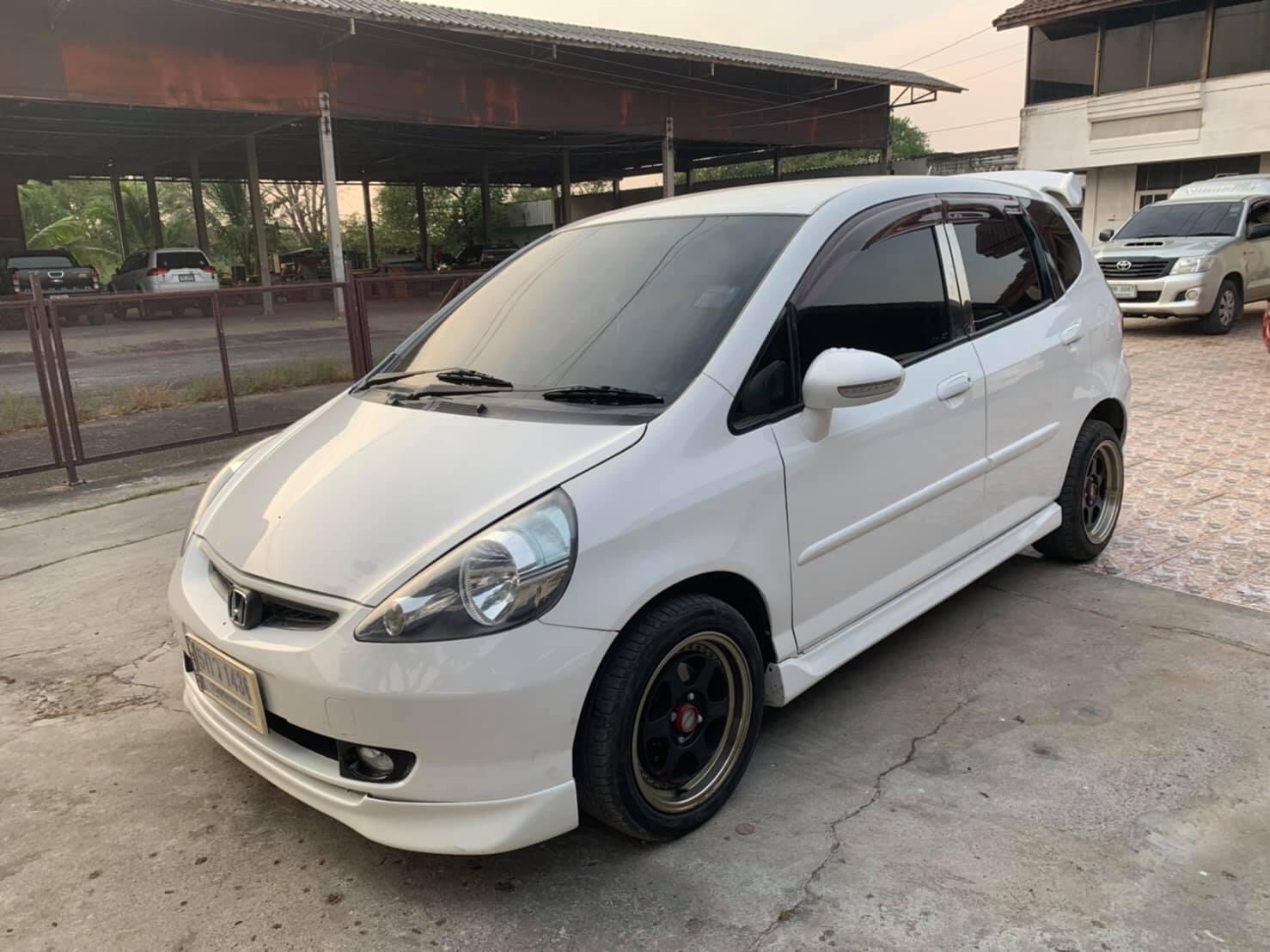 ฮอนด้า แจ๊ส เครื่อง1500 Vtec ปี 2005 (รุ่นท็อป)?