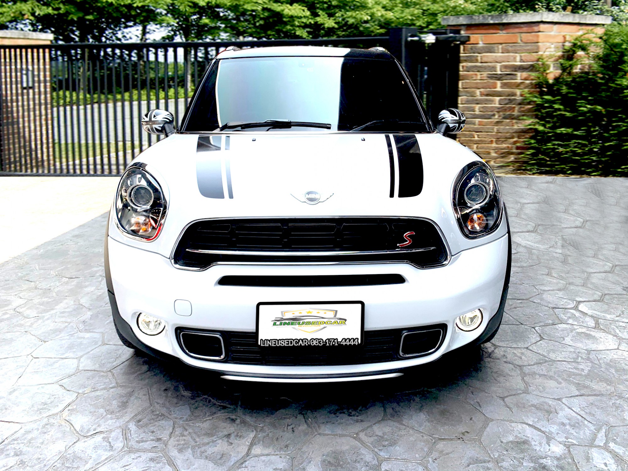 Mini Cooper SD ALL4 Countryman 2015 ไมล์ 63,xxx km รถศูนย์ Millenium Auto (รูปที่ 2)