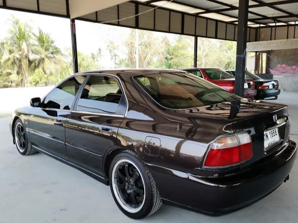 HONDA. ACCORD. 97 ไฟท้ายสองก้อน (รูปที่ 4)