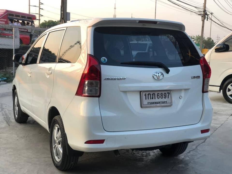 2013 TOYOTA AVANZA 1.5 G สีขาว เกียร์ออโต้ (รูปที่ 4)