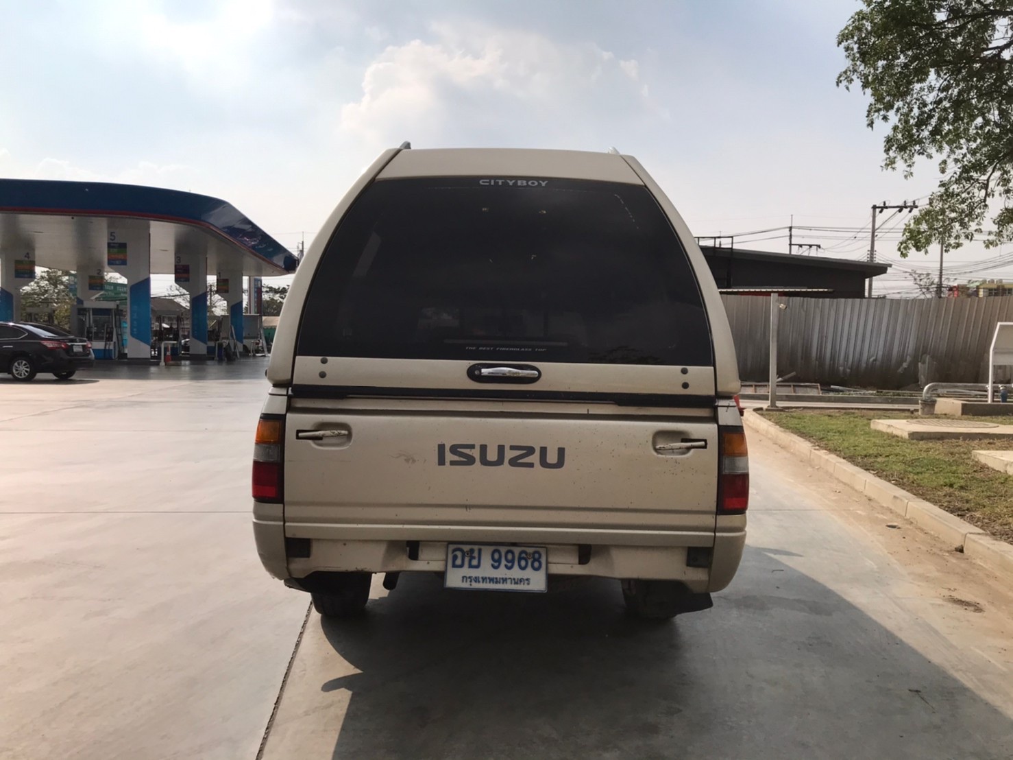 isuzu TFR dragon eye 1998 2.5 MT อีซูซุ ทีเอฟอาร์ เจเนอเรชั่น3 มังกรทอง 4ประตู (รูปที่ 12)
