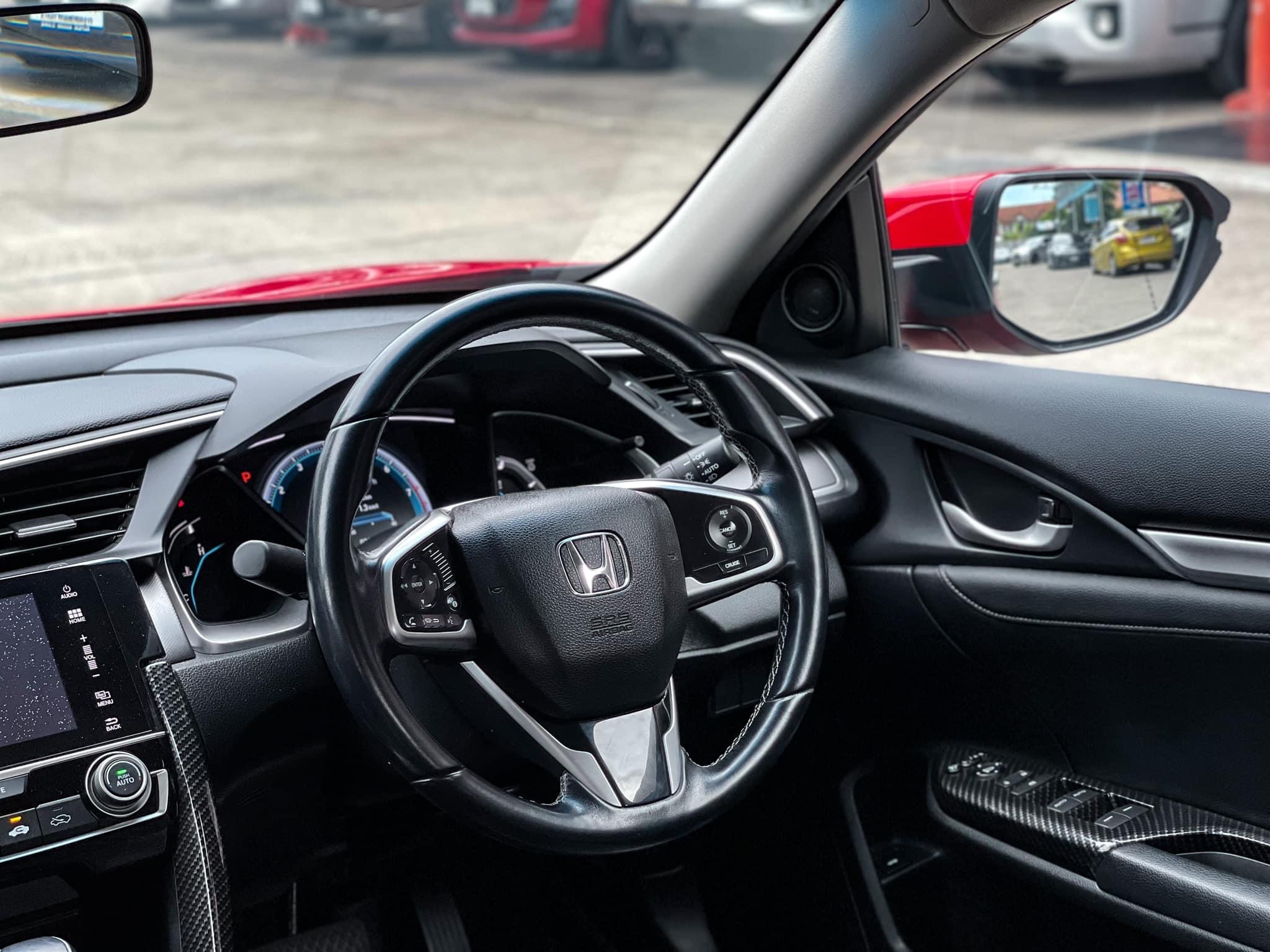 HONDA CIVIC FC 1.8 EL ปี 2018 คันนี้ของครบ ? (รูปที่ 17)