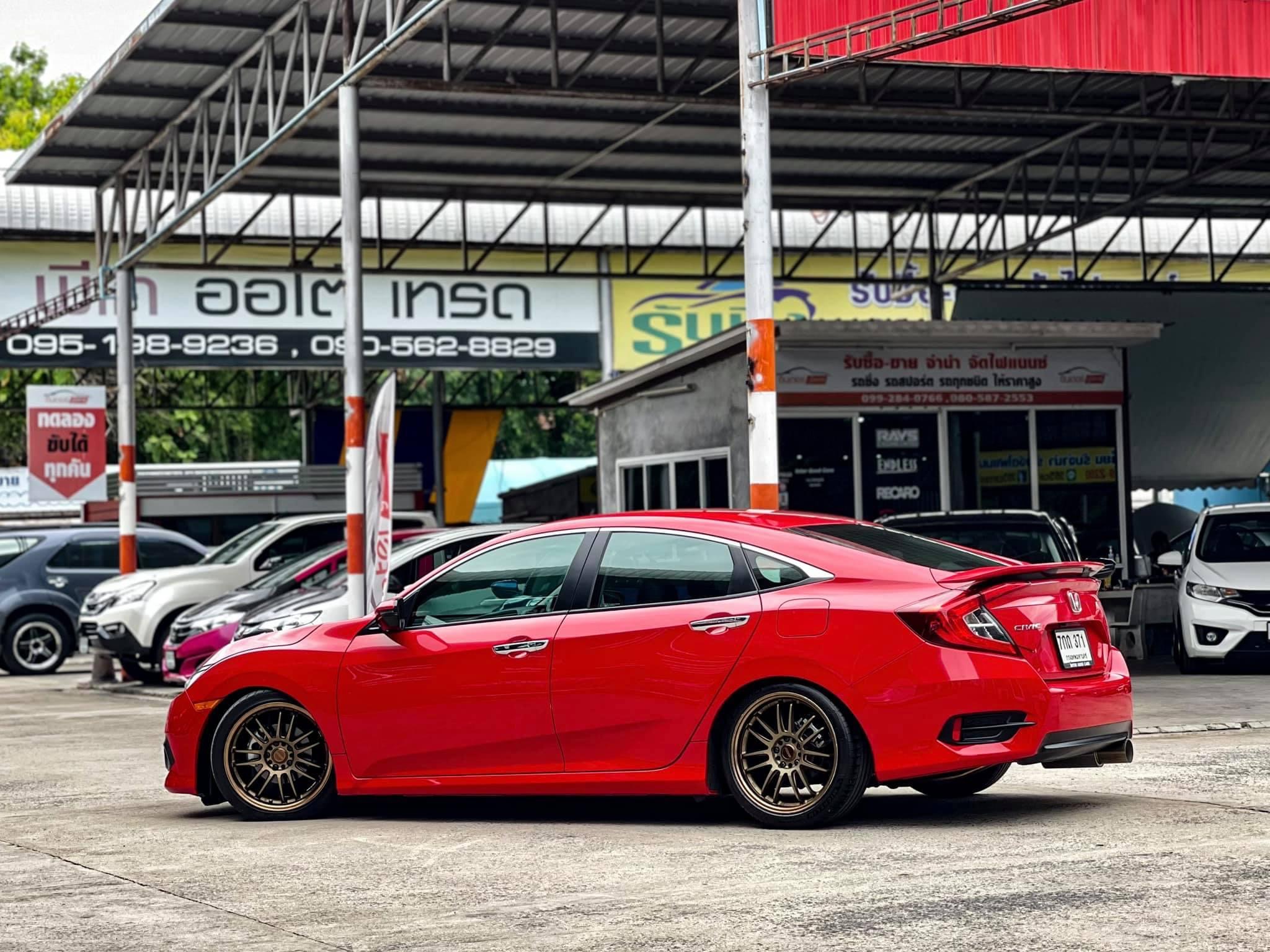 HONDA CIVIC FC 1.8 EL ปี 2018 คันนี้ของครบ ? (รูปที่ 6)