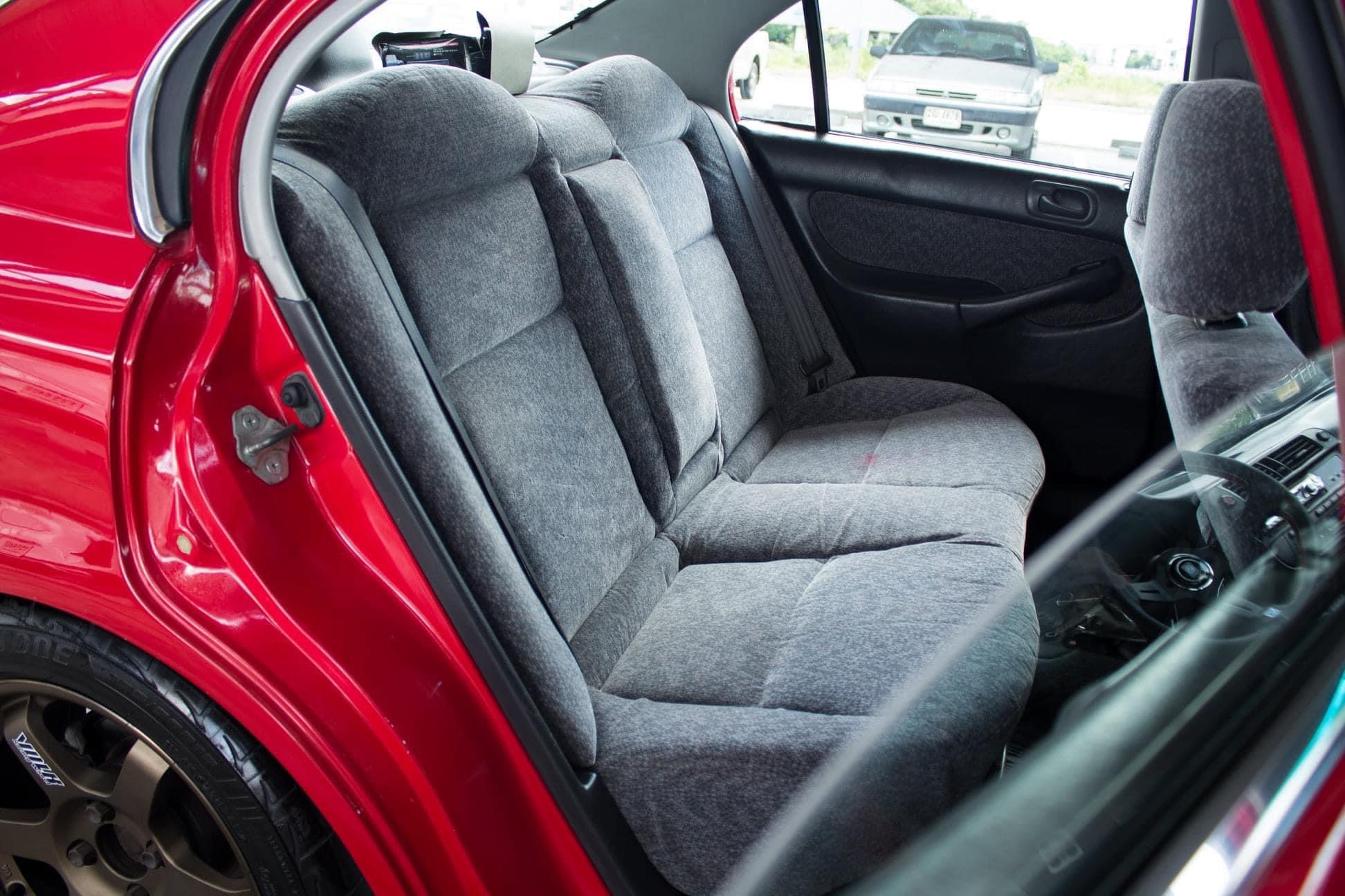 Honda Civic EK โฉม 4 ประตู ปี 1996 สีแดง (รูปที่ 13)