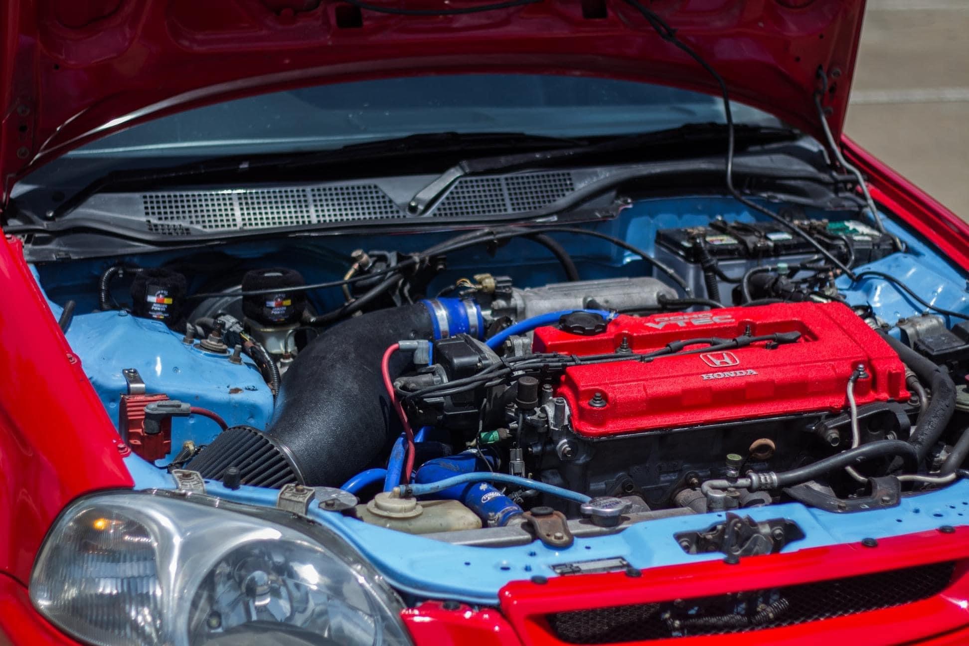 Honda Civic EK โฉม 4 ประตู ปี 1996 สีแดง (รูปที่ 2)