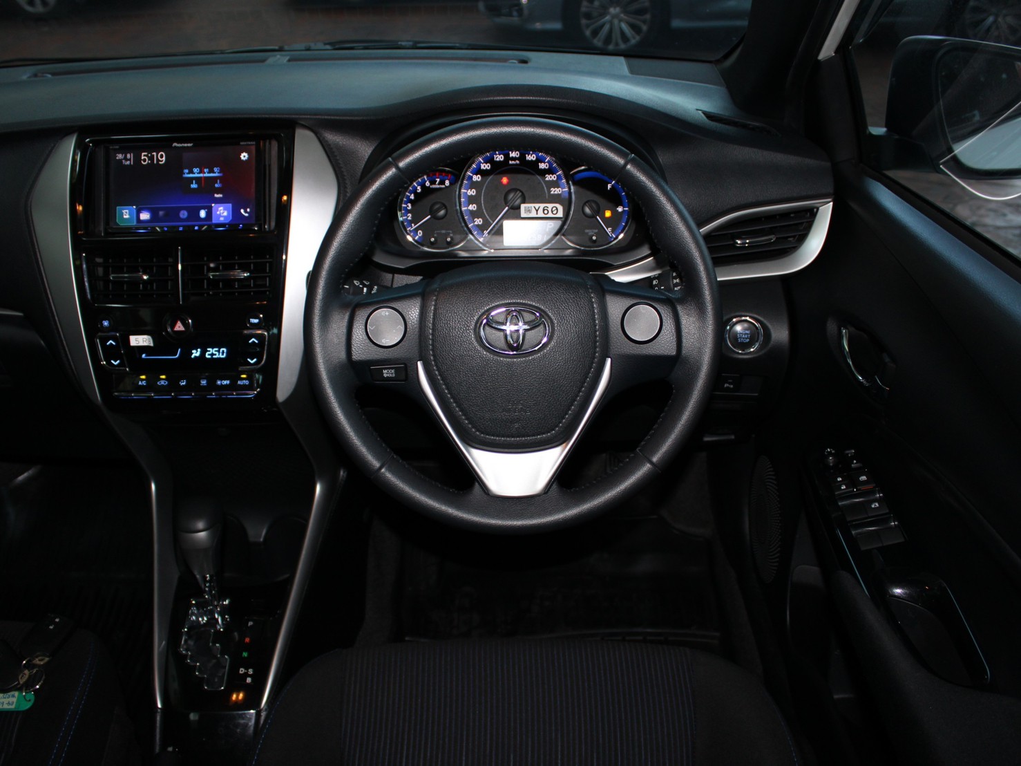 Toyota Yaris 1.2 G 2018 เกียร์ Auto (รูปที่ 9)