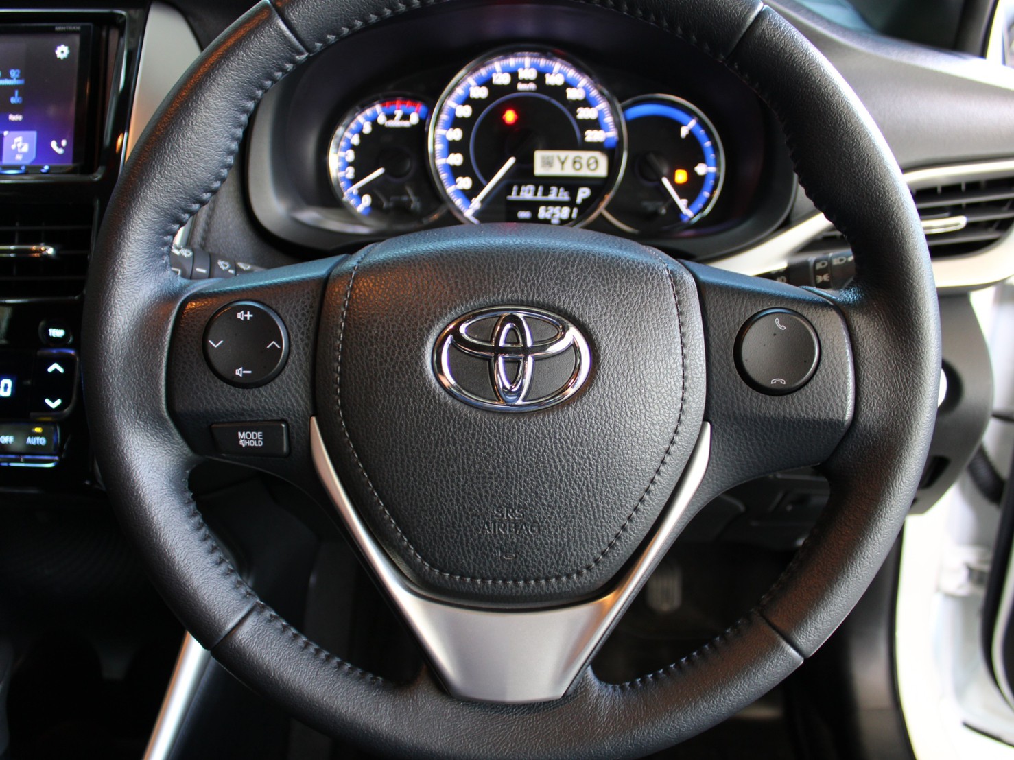 Toyota Yaris 1.2 G 2018 เกียร์ Auto (รูปที่ 10)
