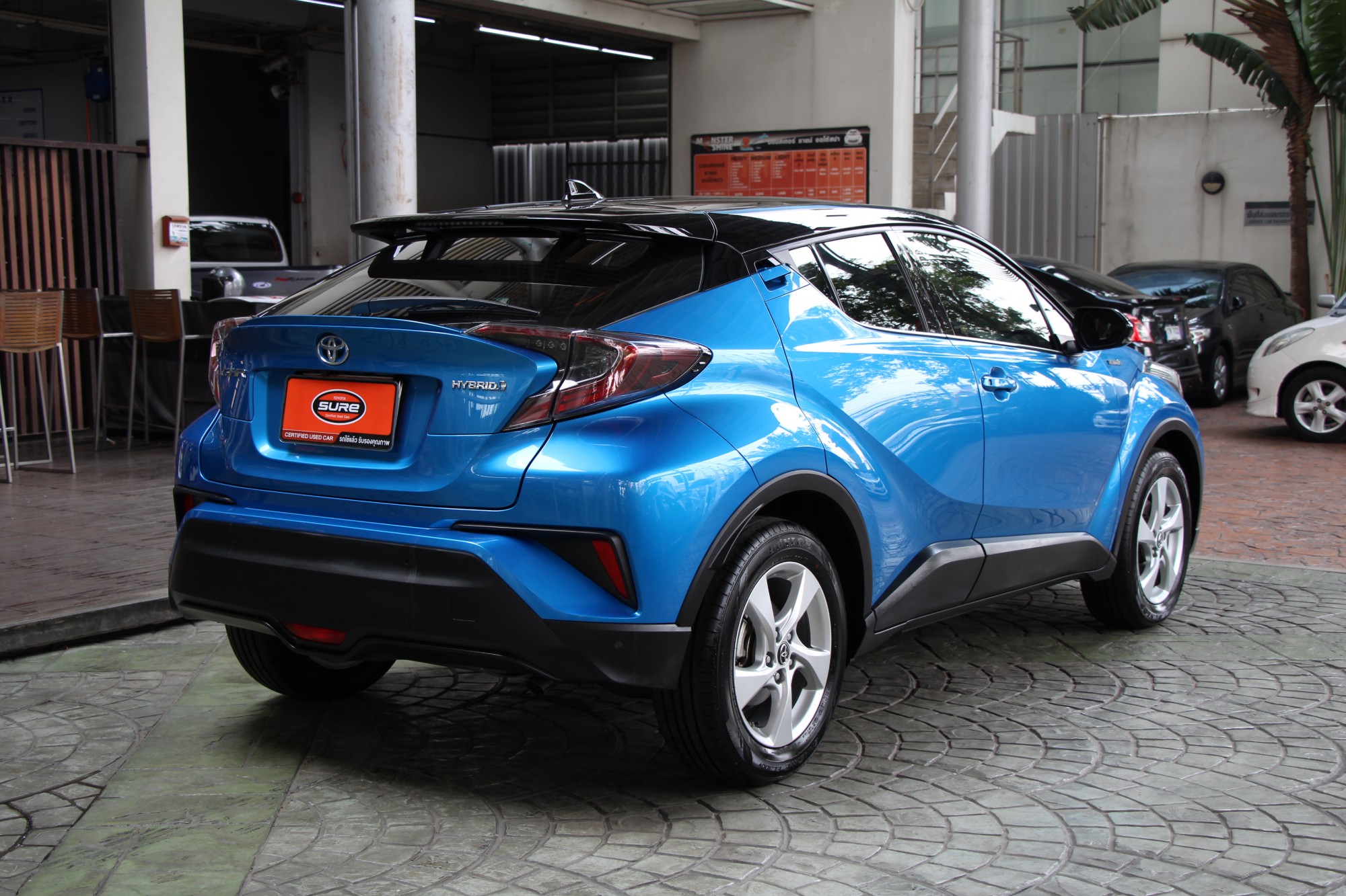 Toyota C-HR HV HI A/T ปี2018 (รูปที่ 3)