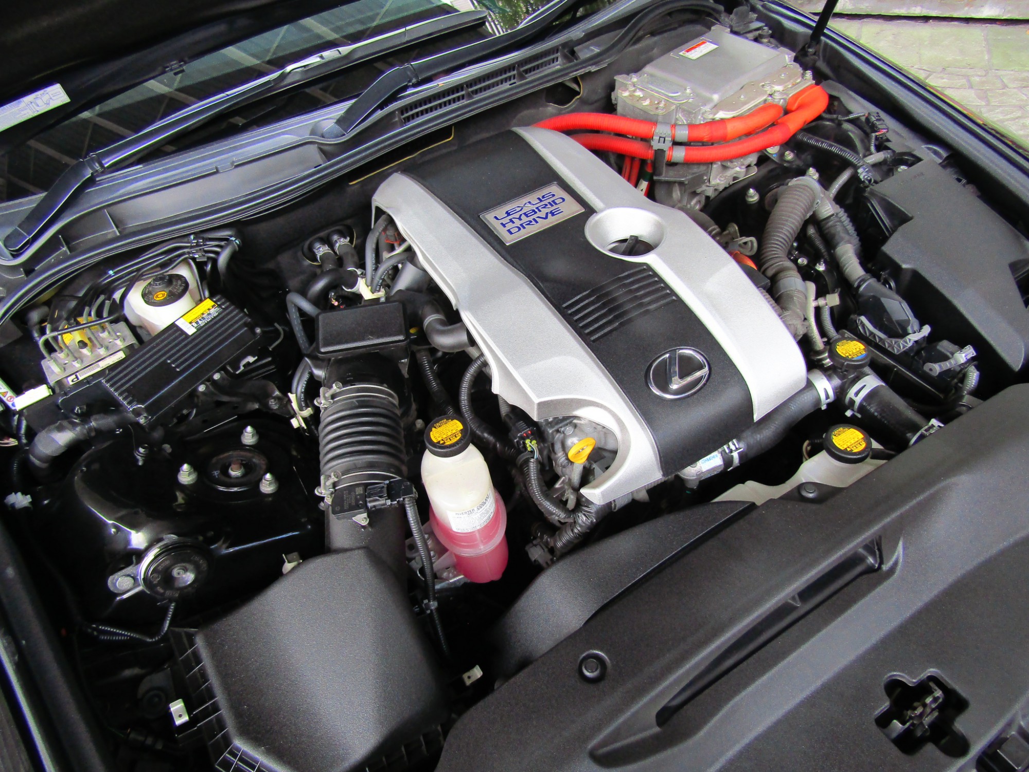LEXUS IS300h 2.5 HV A/T 2015 (รูปที่ 19)