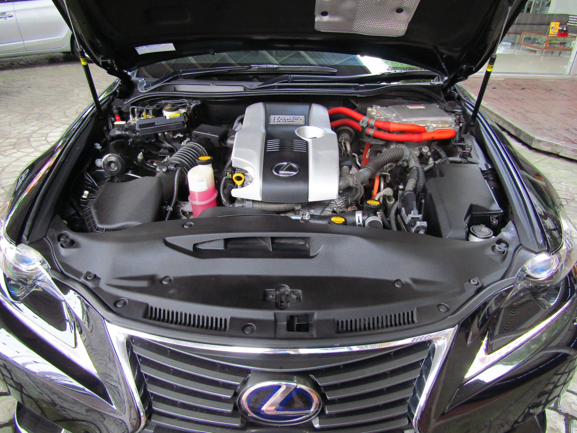 LEXUS IS300h 2.5 HV A/T 2015 (รูปที่ 18)